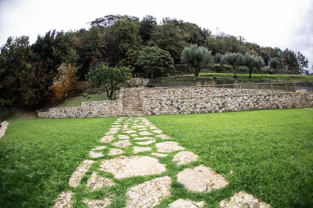 Borgo Rosso Di Sera - Resort Country Chic San Lucido Exterior foto