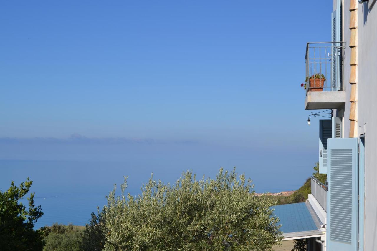 Borgo Rosso Di Sera - Resort Country Chic San Lucido Exterior foto